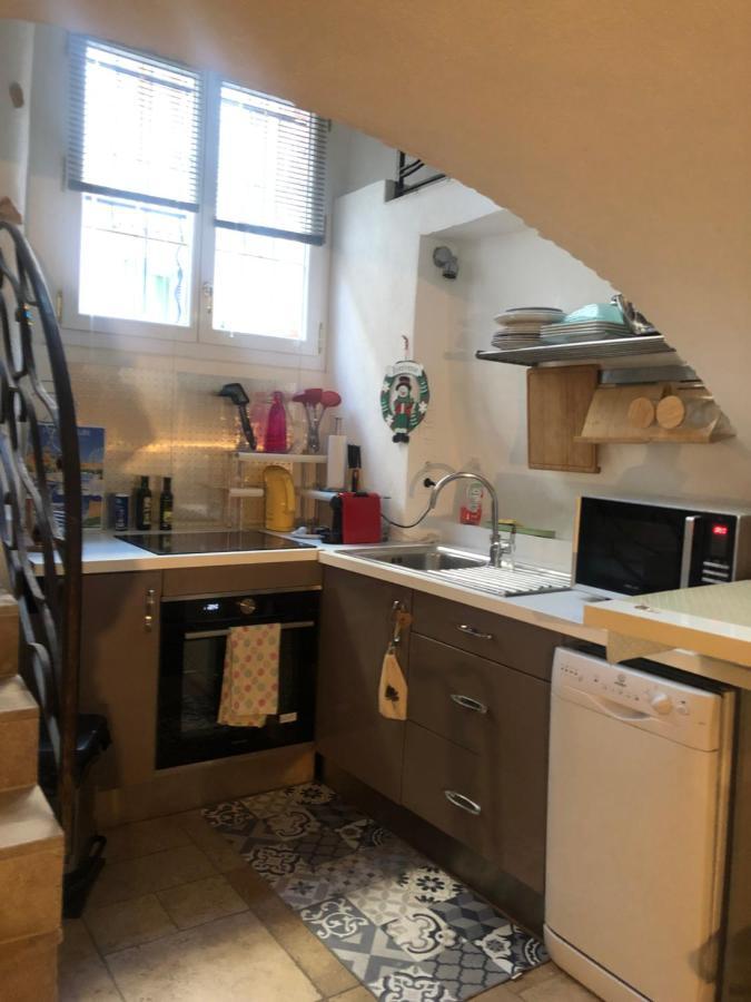 Appartement De Charme Au Coeur Du Vieil Antibes Esterno foto