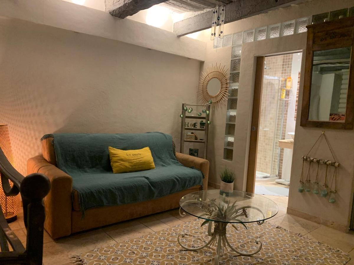 Appartement De Charme Au Coeur Du Vieil Antibes Esterno foto